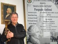  Vitaliano GALLO dirige  l’harmonie municipale P. ANFOSSI, dimanche Le 16 Avril 2023 Cloître des Dominicains TAGGIA