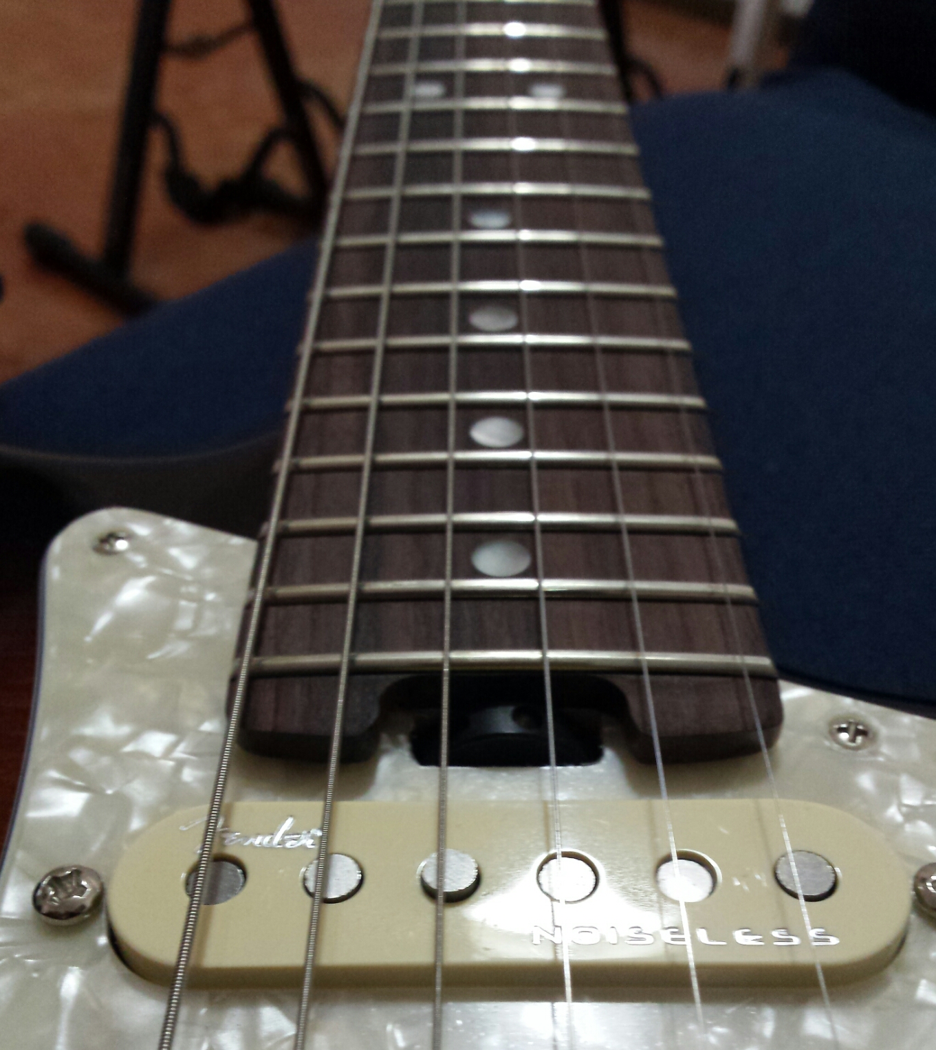 Problema nuova Fender Stratocaster Elite 