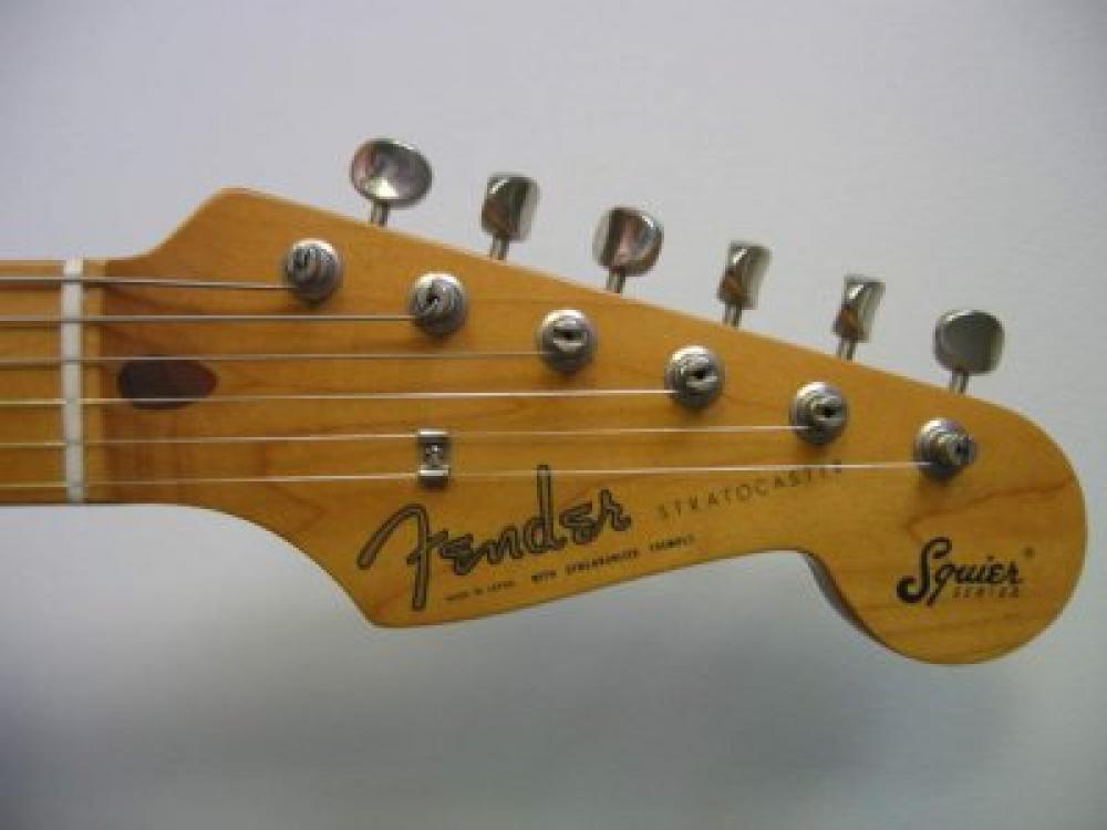 Fender Squier: chi spende 1000 euro per una JV?