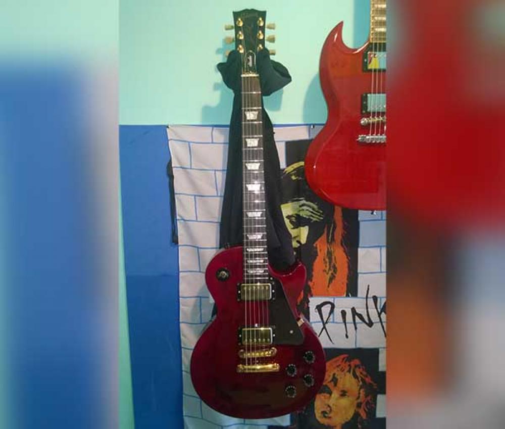 Gibson Les Paul Studio 2003: finalmente a casa!