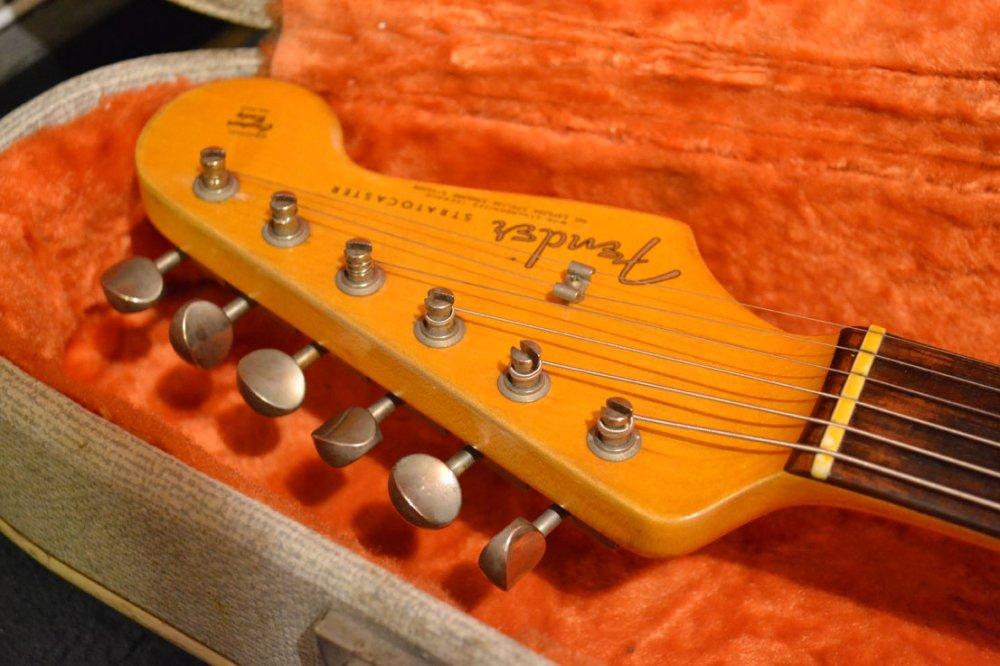 Fender Stratocaster 1964 Fiesta Red Replica 