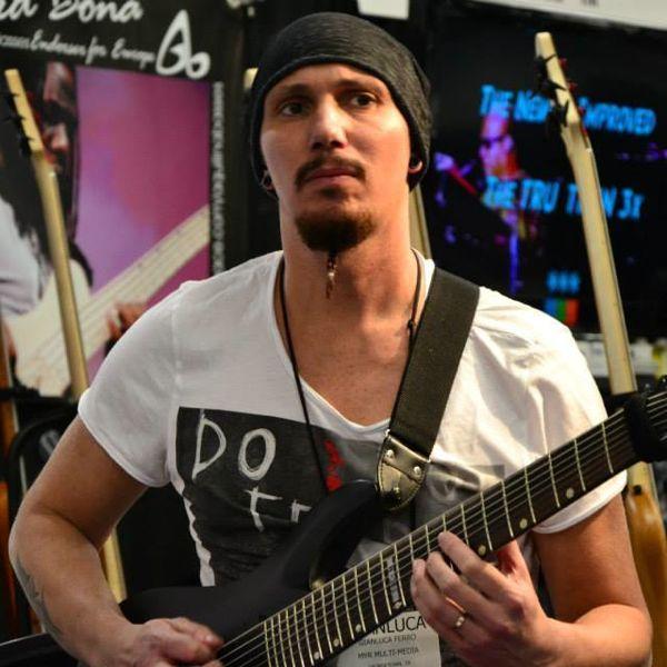 Guitar Hero in vacanza: Gianluca Ferro