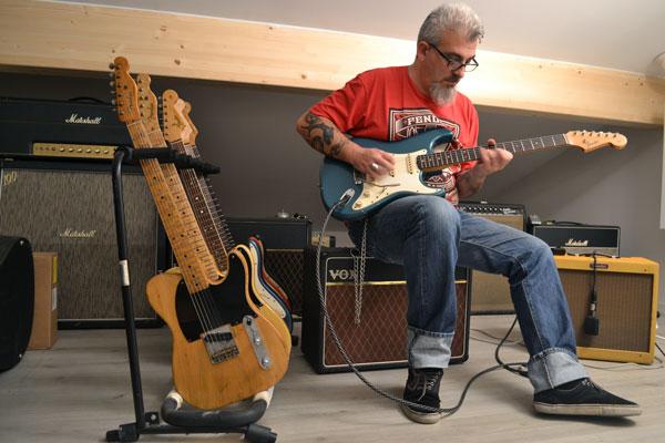 Fender Strat 1965 contro Custom Shop: gemelle mezzo secolo dopo